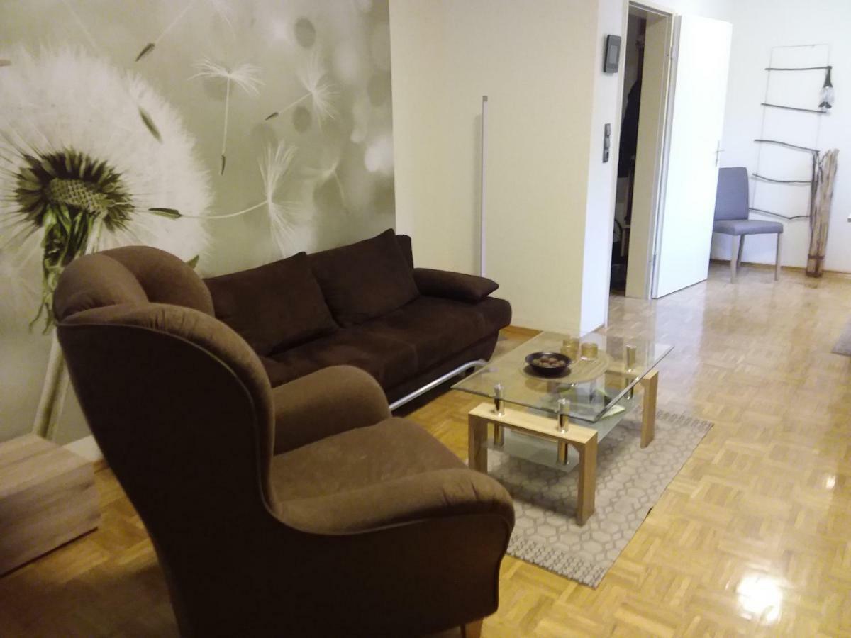 Tomte Apartment Лангелсхайм Екстериор снимка